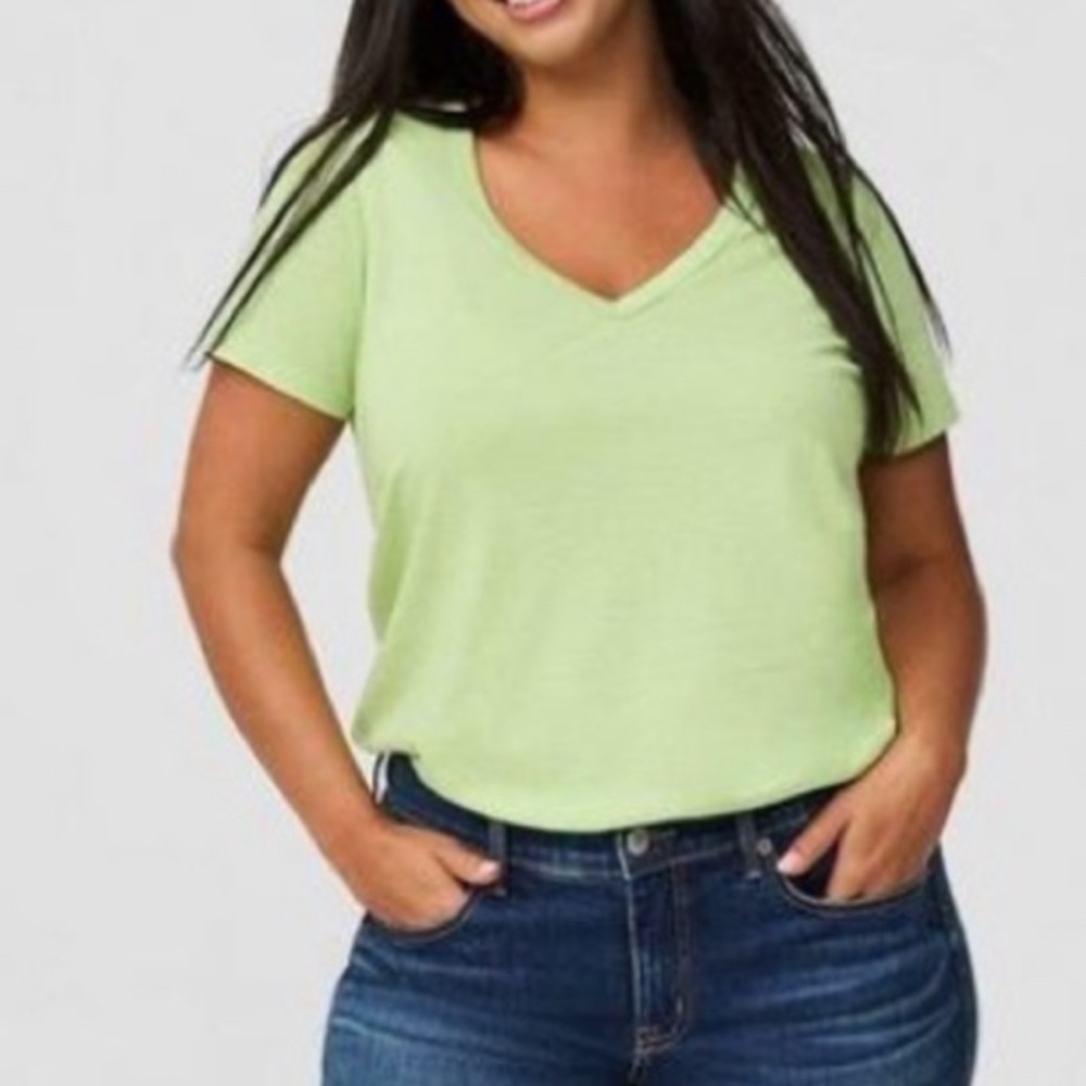 Torrid Paradise Green Girlfriend Signature Jersey V-Neck Tee